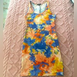 Tie-dye dresses cute for the summer
